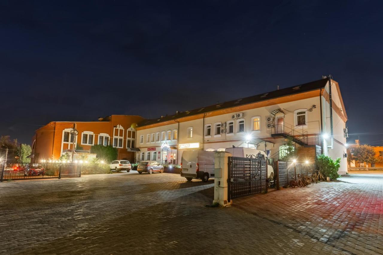 Kornilov Hotel Pokrov  Extérieur photo